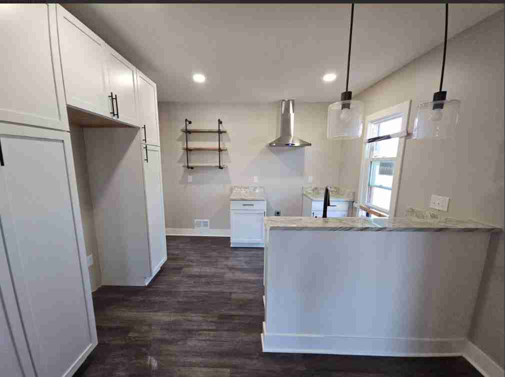 13910 Mayfield_Kitchen .png